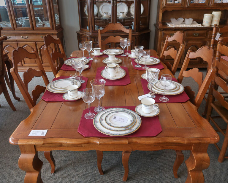 Ethan Allen Maple Dining Room Set Value