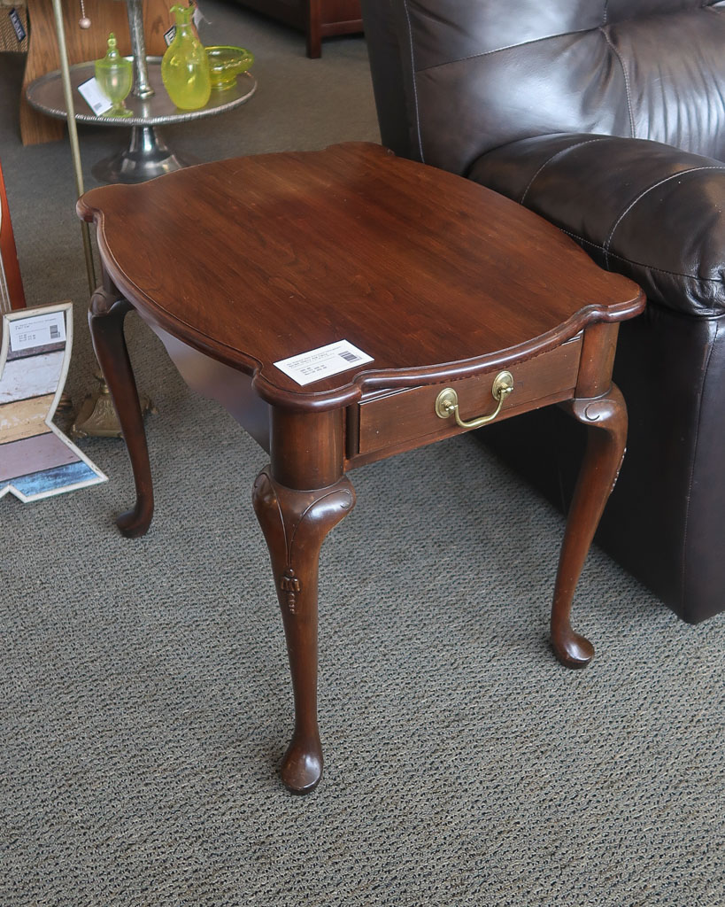 Harden Cherry End Table | New England Home Furniture Consignment