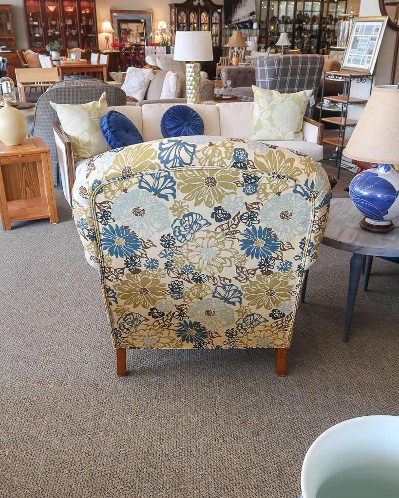 Broyhill Floral Accent Chair New England Home Furniture Consignment   102734 3 