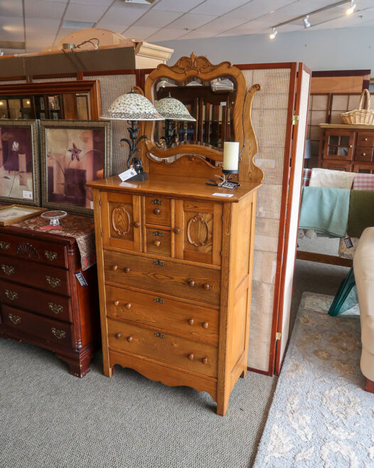 Vintage Oak Chest With Mirror New England Home Furniture Consignment   104627 1 526x658 