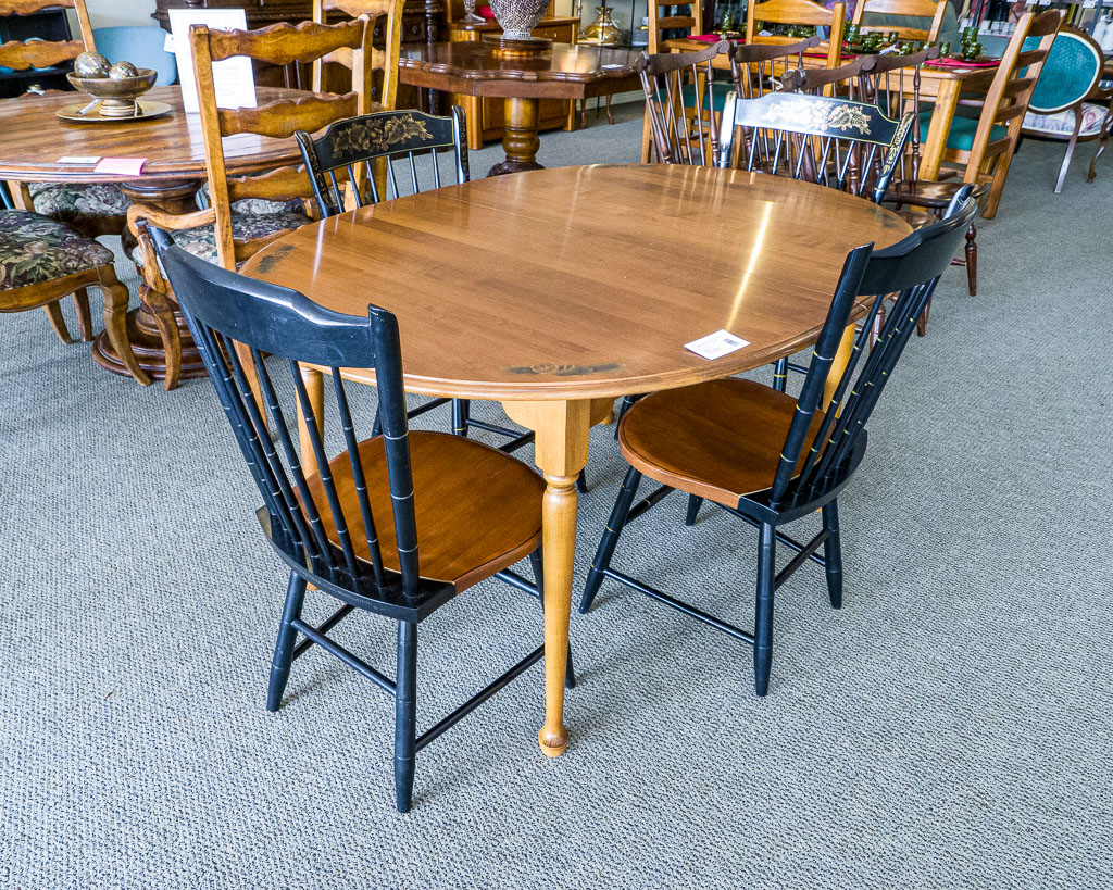 Hitchcock 5 Pc Dining Set | New England Home Furniture Consignment